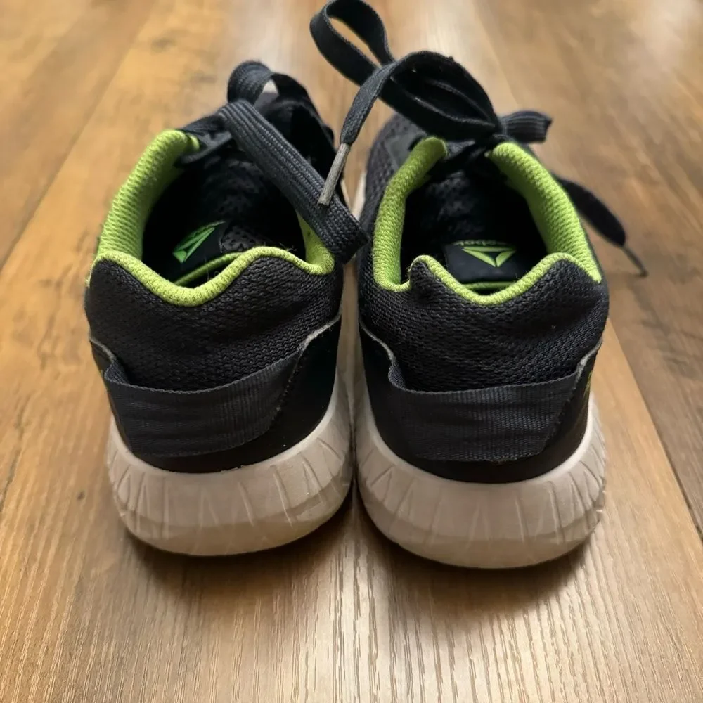 Reebok Kids Navy and Green Flexagon Energy Athletic Shoes Size 5